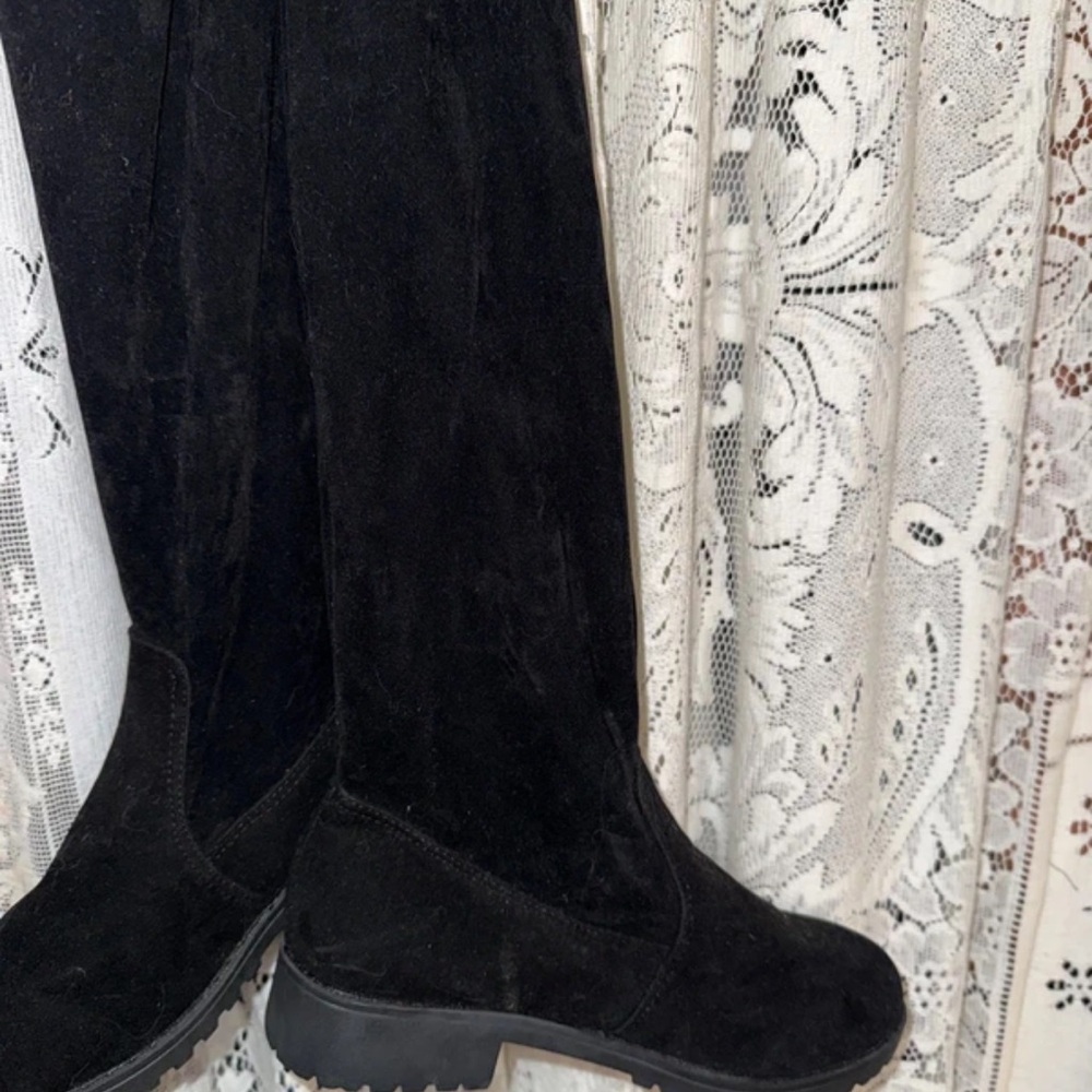 Boots Black Suede Knee-High Lug Sole Boots - Sleek Block Heel